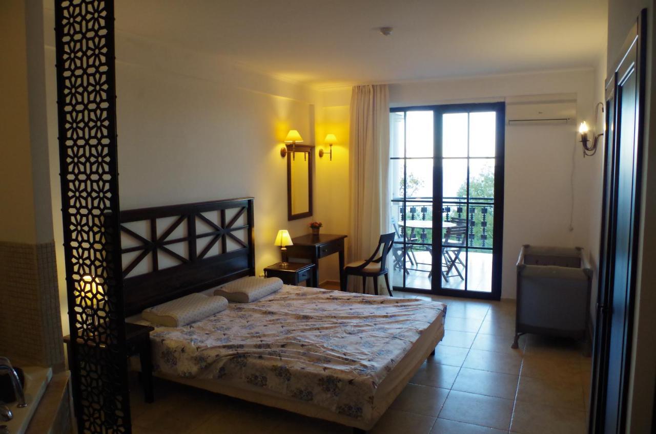 Beautiful 1St-Line Seaview Private Appartement In The Cliff Resort Obzor Kültér fotó
