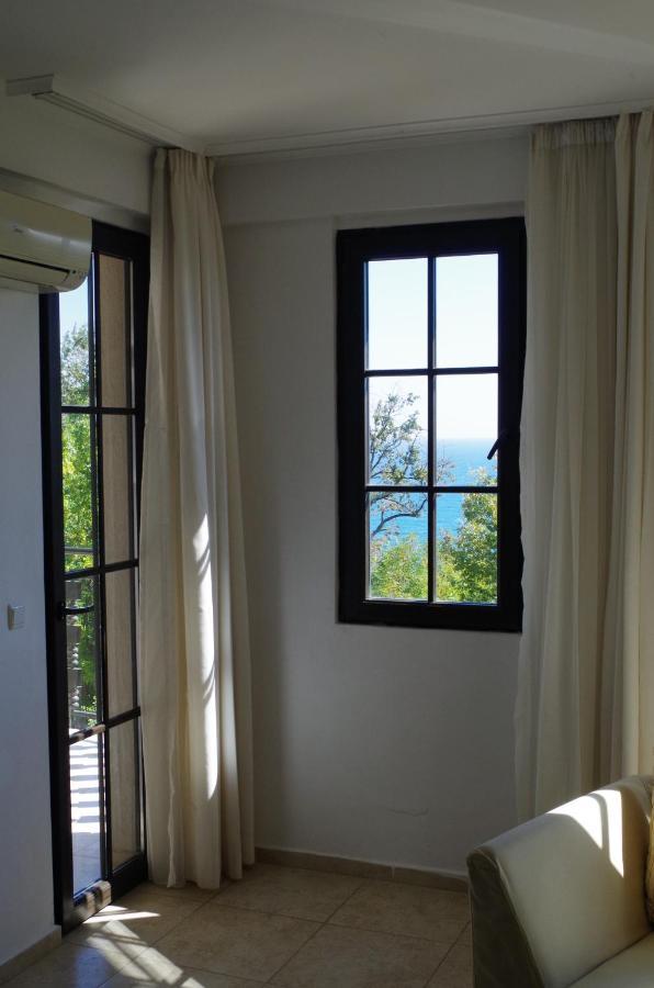 Beautiful 1St-Line Seaview Private Appartement In The Cliff Resort Obzor Kültér fotó