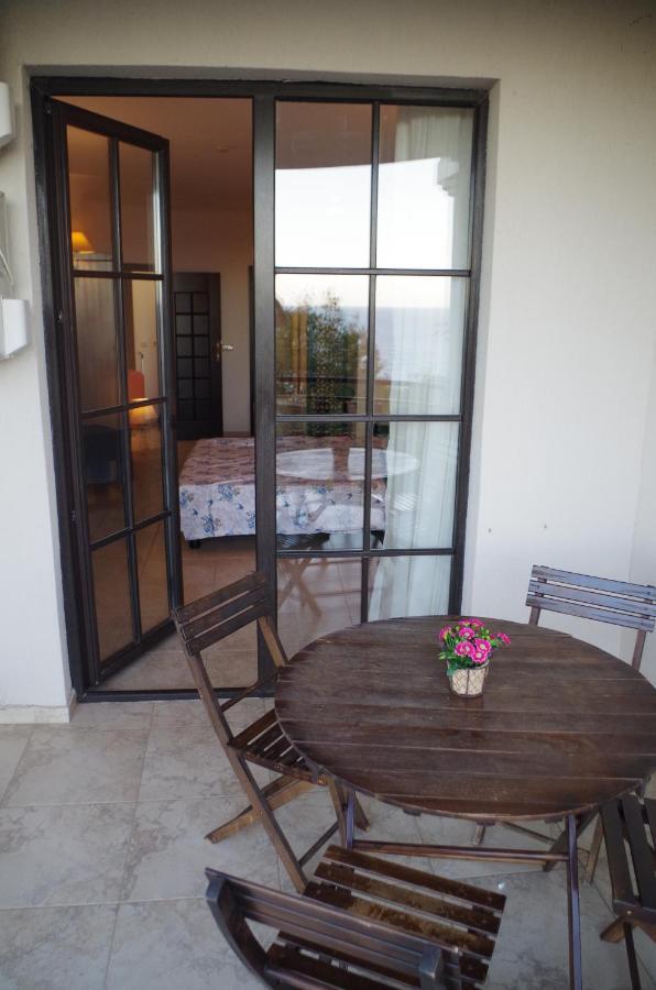 Beautiful 1St-Line Seaview Private Appartement In The Cliff Resort Obzor Kültér fotó
